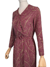 Load image into Gallery viewer, Original 1930's Art Deco Long Sleeved Belted Day Dress in Burgundy and Green - Bust 32 34 *