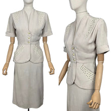 Load image into Gallery viewer, Original 1940's or 1950's Moygashel Linen Summer Suit with Beading and Soutache - Bust 34 35 *