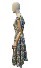 Load image into Gallery viewer, Original Late 1940's Vibrant Cotton Sundress with Paste Trim and Pocket - Bust 38