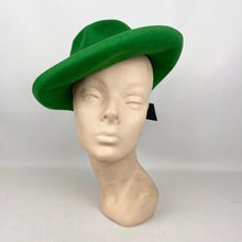 Load image into Gallery viewer, Original 1930's 1940's Vibrant Green Felt Fedora Hat with Black Grosgrain Trim and Rust and Green Hat Pin