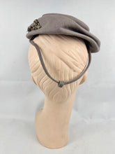 Load image into Gallery viewer, Original Early 1940's Grey Felt Topper Hat with Beading by Bernice Charles