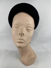 Load image into Gallery viewer, Original 1940's Black Felt Hat with Wide Grosgrain Trim