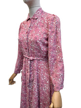 Load image into Gallery viewer, Original 1940’s Pink and White Floppy Cotton Belted Day Dress - Bust 36