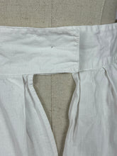 Load image into Gallery viewer, Vintage White Cotton Nurses Uniform Apron - No.1