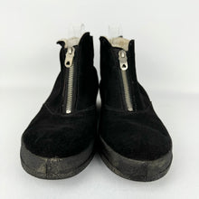 Load image into Gallery viewer, Original 1950's Morlands Fur Lined Black Suede Zip Front Winter Boots - UK 6 6.5