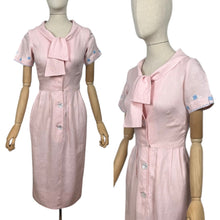 Load image into Gallery viewer, Original 1950's Baby Pink Linen Wiggle Dress by Ros Comain with Blue and White Floral Embroidery - Bust 32 34 *