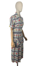 Load image into Gallery viewer, Wounded but Wearable Original Late 1940's or Early 1950's Floppy Cotton Floral Stripe Day Dress - Bust 36 *