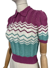 Load image into Gallery viewer, Reproduction 1940’s Hand Knitted Chevron Stripe Jumper in Sea Foam, Mauve and White - Bust 32 34 *