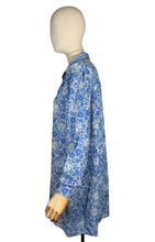 Load image into Gallery viewer, Original Volup 1940's White and Blue Long Sleeved Linen Smock Blouse - Bust 40 42