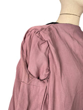 Load image into Gallery viewer, Original 1930’s Black Velvet Evening Jacket with Pink Crepe Lining, Patch Pockets and Single Button Closure - Bust 36 38 *