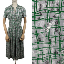 Load image into Gallery viewer, Original 1940's Novelty Print Grey, Green, Black and White Crepe Day Dress Featuring Cats - Bust 32 33 *
