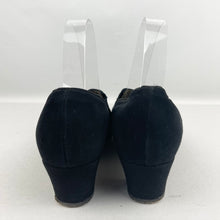 Load image into Gallery viewer, Original 1940's Black Suede Court Shoes with Pretty Stitch Detail - UK 5 5.5