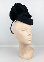 Load image into Gallery viewer, Original 1930's 1940's High Style Black Felt Topper Hat by New York Creations