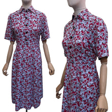 Load image into Gallery viewer, Original 1940's Novelty Print Day Dress with Bow Print in Red, Black and Grey - Bust 34