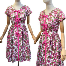 Load image into Gallery viewer, Original 1950’s Pink and Green Cotton Day Dress with Bow Trim - Bust 34