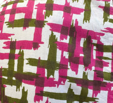 Load image into Gallery viewer, Original 1950’s Pink and Green Cotton Day Dress with Bow Trim - Bust 34