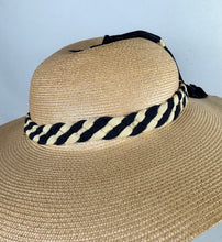 Load image into Gallery viewer, Original 1930's Natural Straw Hat with Navy and Ivory Grosgrain Trim