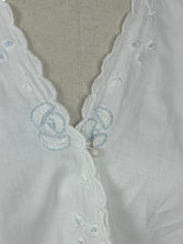 Load image into Gallery viewer, Beautiful Antique White Cotton Chemise Top or Corset Cover with Silk Hand Embroidery and Mother of Pearl Button - Bust 38 *