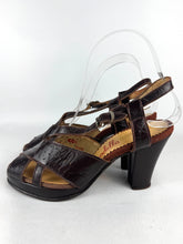 Load image into Gallery viewer, Original 1940's CC41 Dark Brown Leather Peep-toe Platform Sandals by Sandella - UK 3