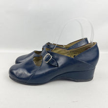Load image into Gallery viewer, Original 1940's CC41 Blue Leather Shoes with Buckle Fastening - UK 3 3.5