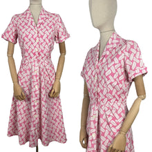 Load image into Gallery viewer, Original 1940's 1950's Pink and White Cotton Summer Dress with Pretty Fern Print - Bust 34 35 *