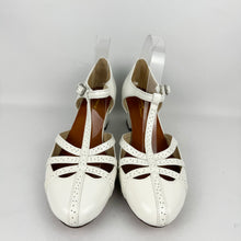 Load image into Gallery viewer, Re-Mix Starlet 1920's 1930's T-Strap Sandals in Ivory Leather - UK Size 9