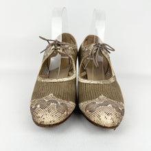 Load image into Gallery viewer, Original 1930's Snakeskin and Mesh Brown and Cream Lace Up Shoes - Size 5 5.5 Narrow *