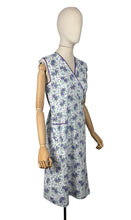 Load image into Gallery viewer, Original 1940's Floral Wraparound Apron in White, Purple, Blue and Green - Pretty Pinny - Bust 32 34 36