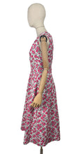 Load image into Gallery viewer, Original 1950's White, Pink and Grey Waffle Cotton Rose Print Day Dress - Bust 35 *