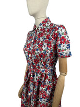 Load image into Gallery viewer, Original 1940's Deadstock Thick Cotton Belted Chore Dress in Red, White and Blue - Bust 34