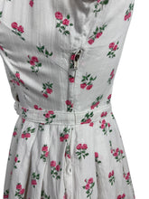 Load image into Gallery viewer, Original 1950's White, Pink and Green Textured Cotton Belted Day Dress with Roses Print and Frill Collar - Bust 34 *
