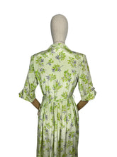 Load image into Gallery viewer, Original 1940's CC41 Green Silk Crepe Belted Day Dress with Pockets by Rei-ta - Bust 36