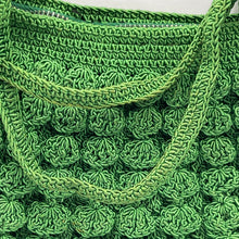 Load image into Gallery viewer, Original 1940's Small Green Crochet Handbag with Zip Closure