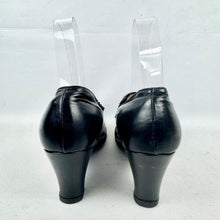 Load image into Gallery viewer, Original 1940's CC41 Black Leather Court Shoes with Suede and Buckle Trim - UK 3