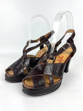 Load image into Gallery viewer, Original 1940's CC41 Dark Brown Leather Peep-toe Platform Sandals by Sandella - UK 3