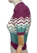 Load image into Gallery viewer, Reproduction 1940’s Hand Knitted Chevron Stripe Jumper in Sea Foam, Mauve and White - Bust 32 34 *
