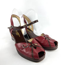 Load image into Gallery viewer, Re-Mix Vintage 1940's Style Peep Toe Wedge Sandals in Brown and Red - UK 7