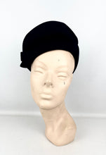 Load image into Gallery viewer, Original Late 1930's or Early 1940's Midnight Blue Felt High Hat with Bow Trim by Reslaw *