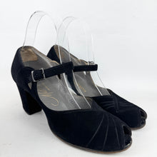 Load image into Gallery viewer, Original 1940’s American Made Narrow Black Suede Peep-toe Shoes - UK 4.5