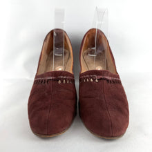 Load image into Gallery viewer, Original 1940's Burgundy Suede Court Shoes with Bow Trim and Punch Detail by Lotus - UK 6 6.5