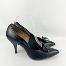Load image into Gallery viewer, Original 1950's Dolcis De Liso Debs Indigo Blue Leather Stiletto Heels with Bow Trim - UK 6 6.5