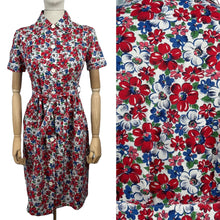 Load image into Gallery viewer, Original 1940's Deadstock Thick Cotton Belted Chore Dress in Red, White and Blue - Bust 34