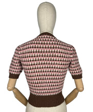 Load image into Gallery viewer, Reproduction 1940's Waffle Stripe Jumper in Chocolate Brown, Pale Pink and Cream - Bust 33 34 35