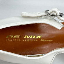 Load image into Gallery viewer, Re-Mix Starlet 1920's 1930's T-Strap Sandals in Ivory Leather - UK Size 9