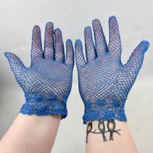 Load image into Gallery viewer, Original 1940's 1950's Bright Blue Cotton Crochet Gloves with Pretty Detailing - Size 6