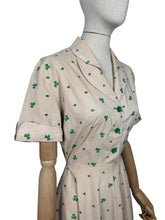 Load image into Gallery viewer, Original 1940's 1950's Beige Cotton Day Dress with Vibrant Green Bow Embroidery - Bust 38 *