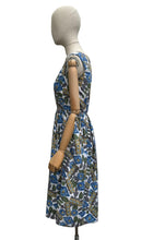Load image into Gallery viewer, Original 1940's Sleeveless Cotton Sundress with Flower Pots and Flowers Print - bust 34 35