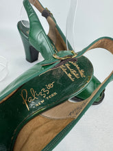 Load image into Gallery viewer, Original 1940's Palizzio New York Green Leather Sling Back Peep-toe Shoes in Original Box - UK 3 3.5 *