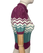 Load image into Gallery viewer, Reproduction 1940’s Hand Knitted Chevron Stripe Jumper in Sea Foam, Mauve and White - Bust 32 34 *