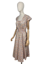 Load image into Gallery viewer, Original 1940’s Fine Cotton Floral Day Dress in Brown, Pink, Blue and White - Bust 36 *
